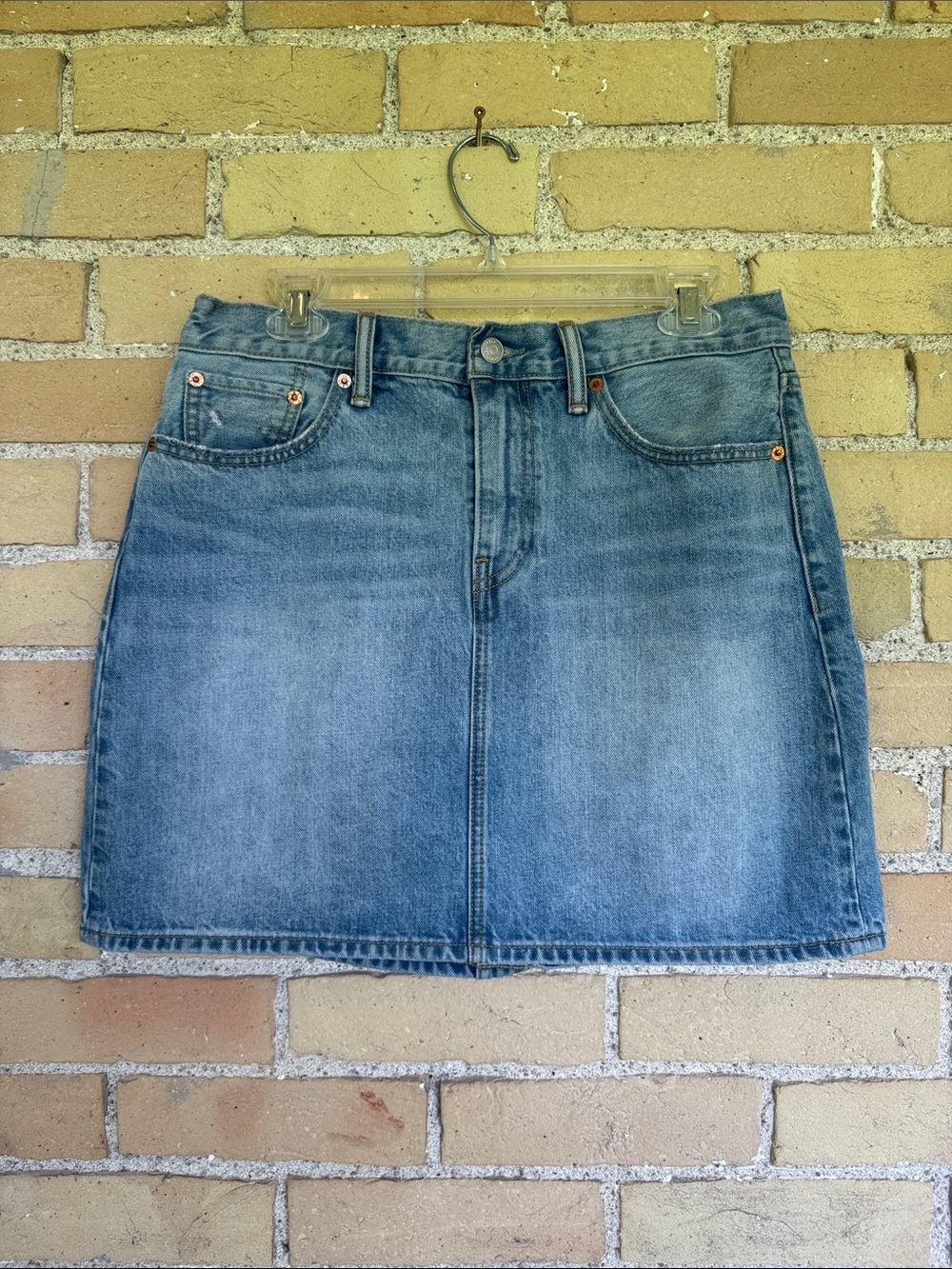 Levi’s Classic Blue Denim Mini Skirt